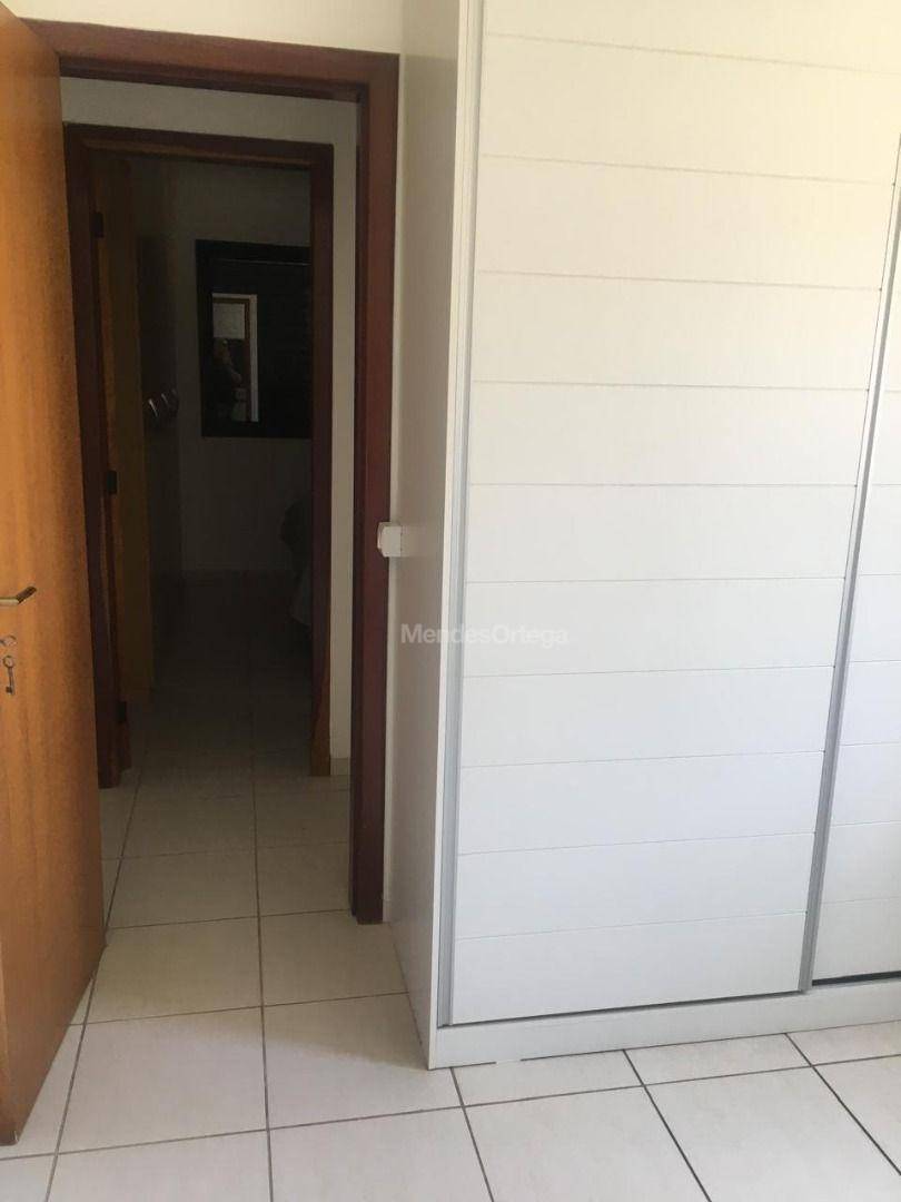 Apartamento para alugar com 3 quartos, 86m² - Foto 3