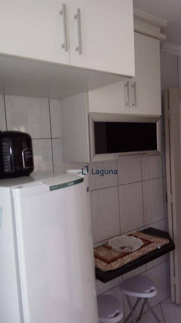 Apartamento à venda com 2 quartos, 63m² - Foto 14