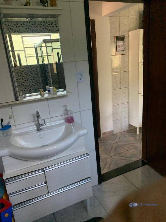 Casa à venda com 3 quartos, 210m² - Foto 46