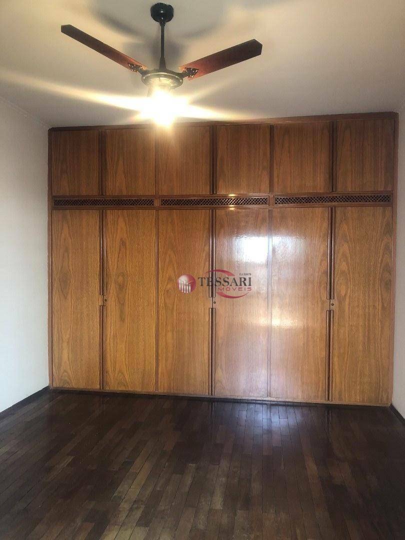 Apartamento à venda com 3 quartos, 110m² - Foto 11