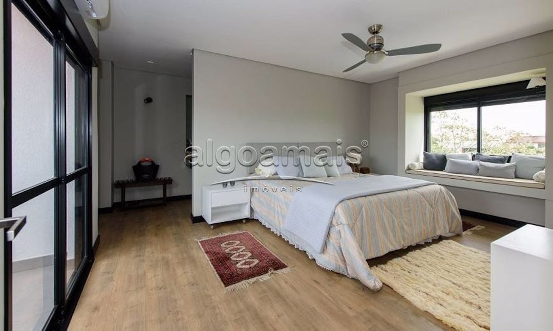 Casa de Condomínio à venda com 4 quartos, 290m² - Foto 17