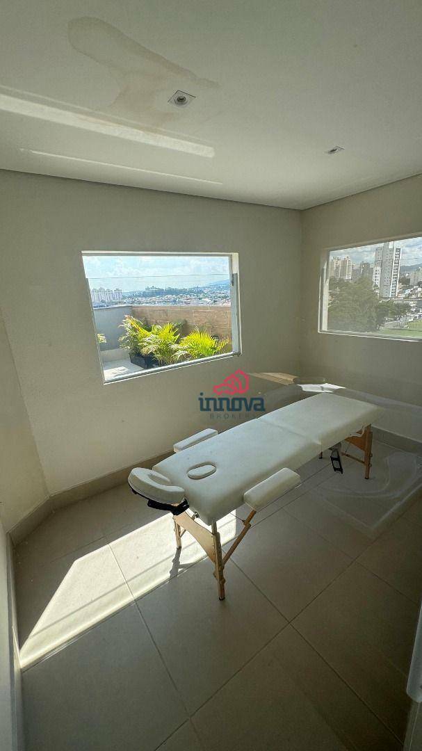 Apartamento à venda com 2 quartos, 64m² - Foto 19