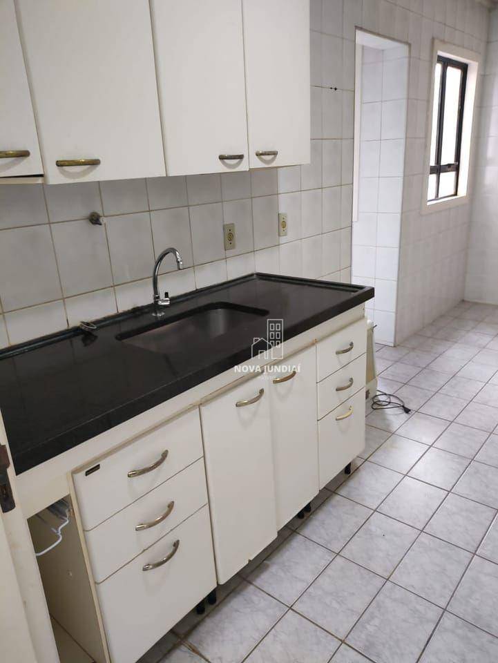 Apartamento para alugar com 3 quartos, 96m² - Foto 3