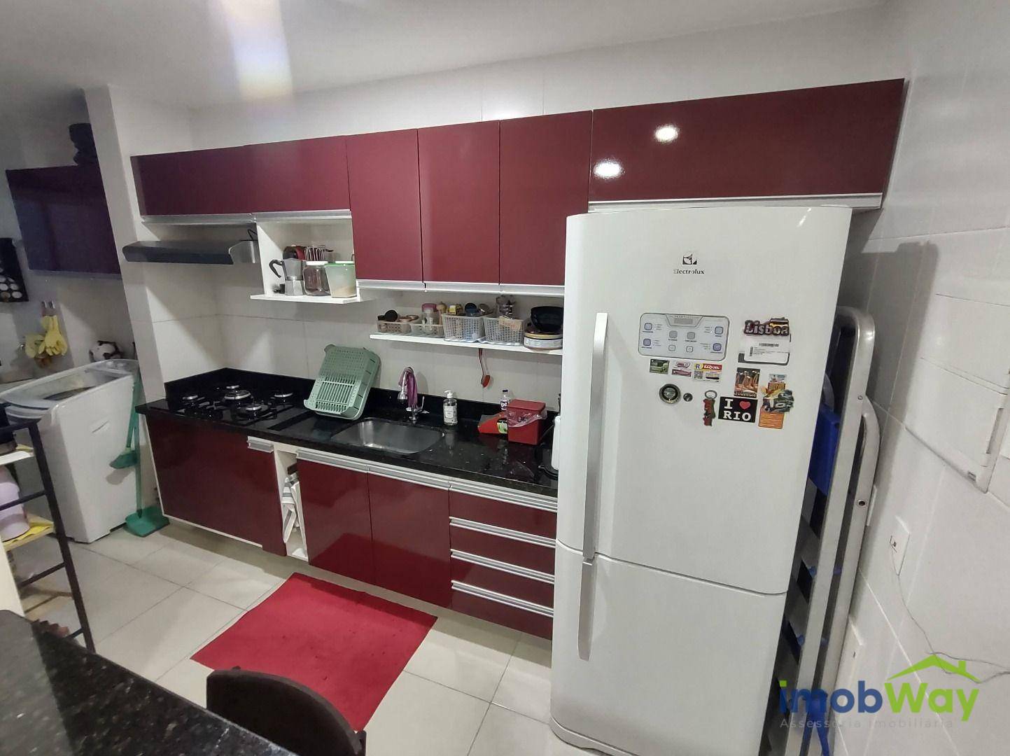 Apartamento à venda com 2 quartos, 65m² - Foto 2