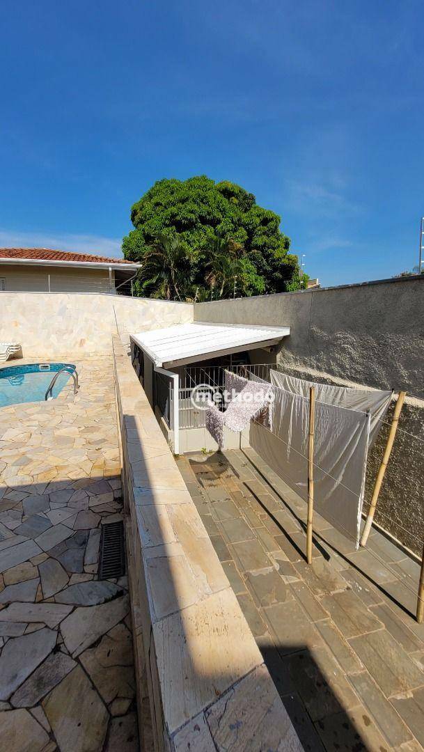 Casa à venda com 3 quartos, 278m² - Foto 25