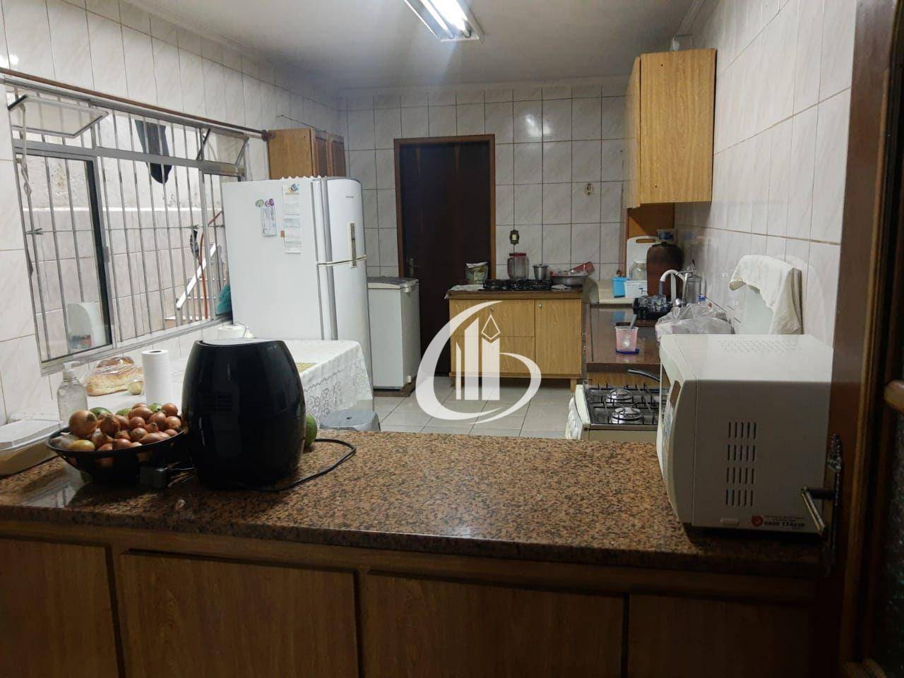 Sobrado à venda com 5 quartos, 150m² - Foto 4