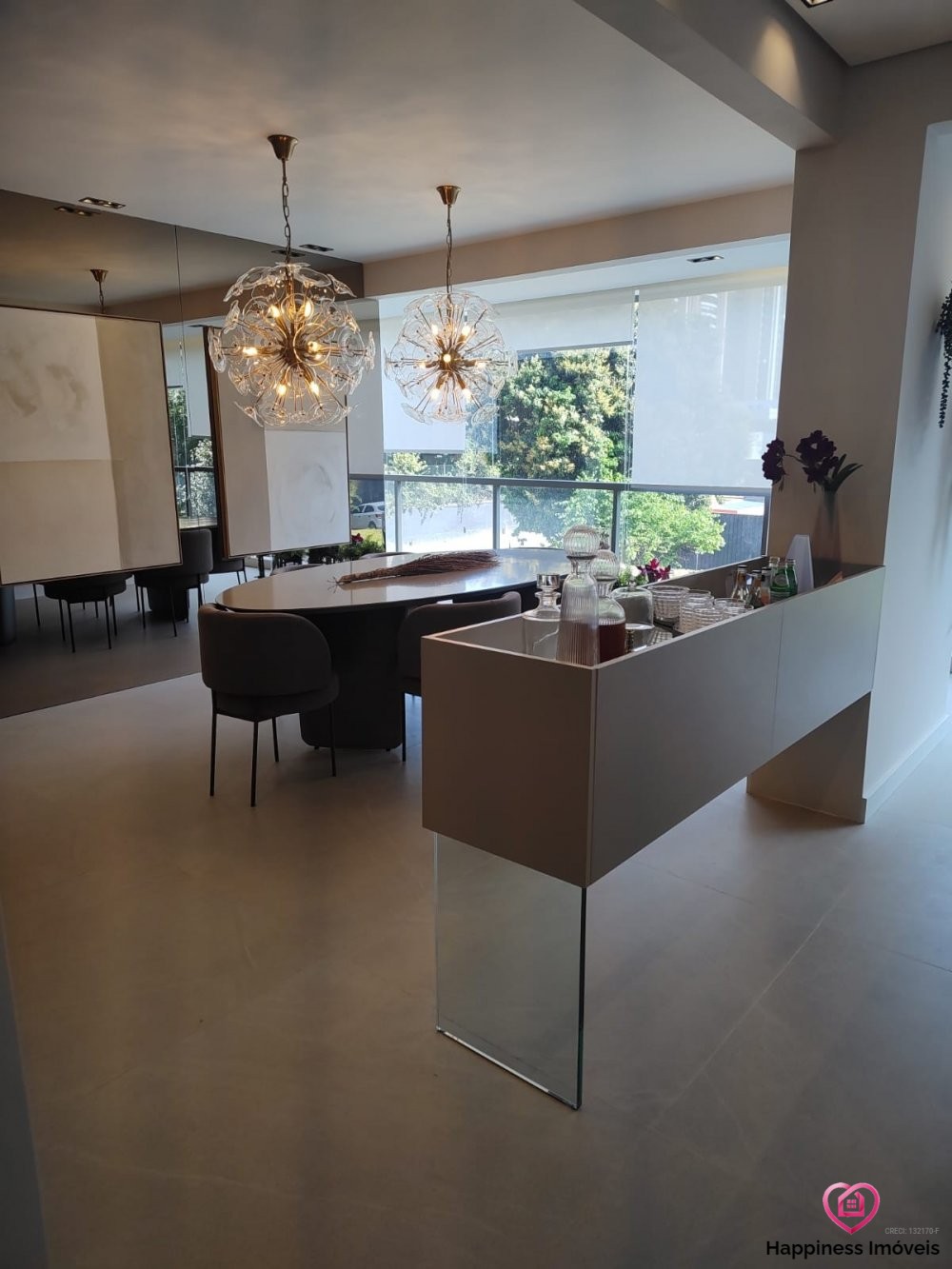 Apartamento à venda com 4 quartos, 172m² - Foto 1