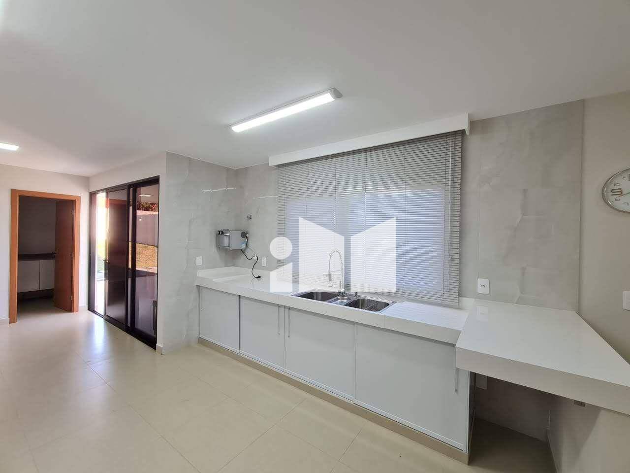 Casa, 4 quartos, 300 m² - Foto 21