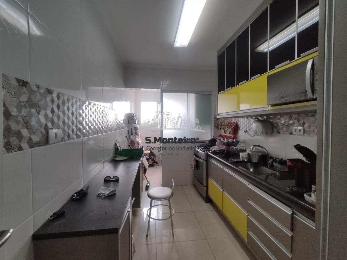 Apartamento à venda com 3 quartos, 112m² - Foto 12