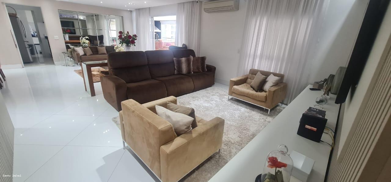 Apartamento à venda com 3 quartos, 198m² - Foto 5