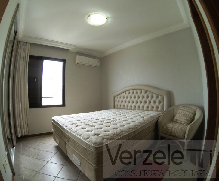 Apartamento à venda com 4 quartos, 280m² - Foto 25