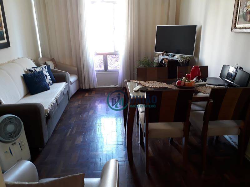 Apartamento à venda com 2 quartos, 68m² - Foto 10