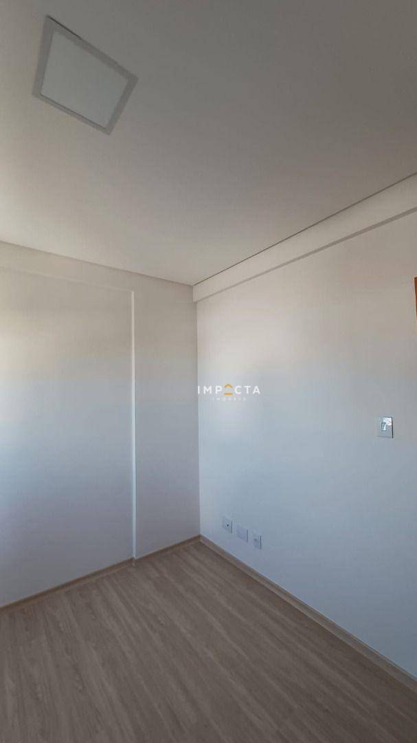 Apartamento à venda com 3 quartos, 120m² - Foto 17