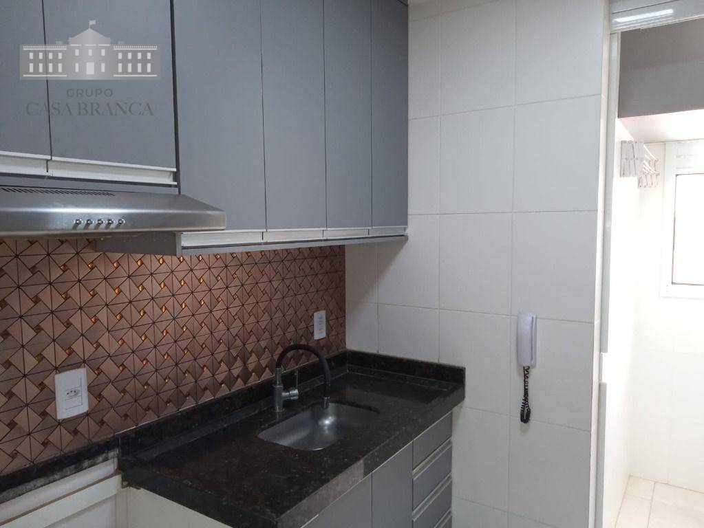 Apartamento à venda com 2 quartos, 58m² - Foto 10