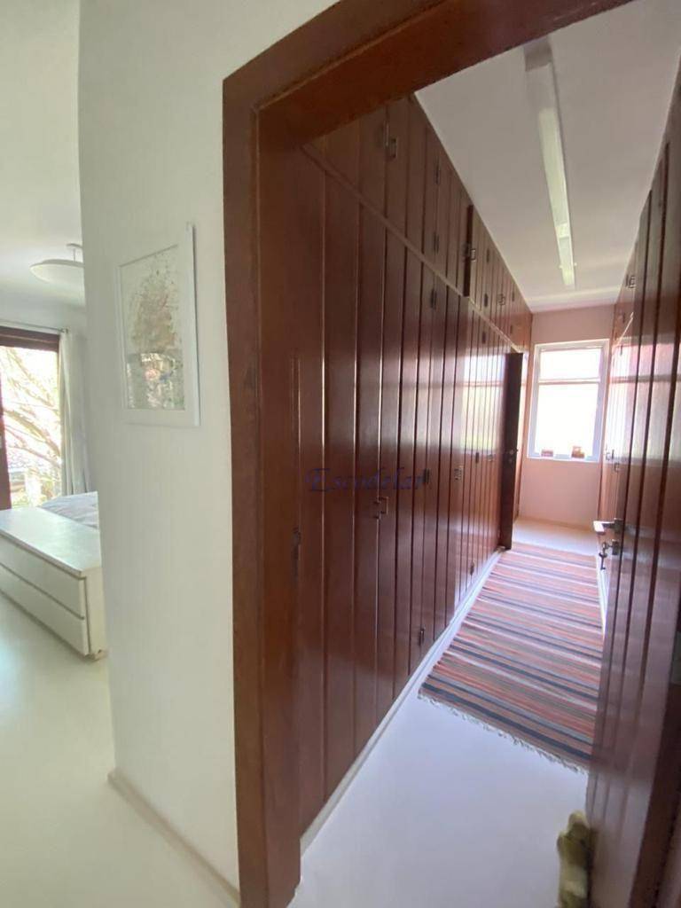 Casa à venda com 5 quartos, 550m² - Foto 31