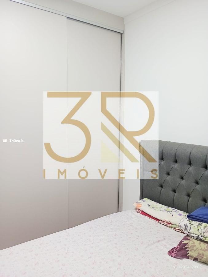 Apartamento à venda com 2 quartos, 40m² - Foto 1