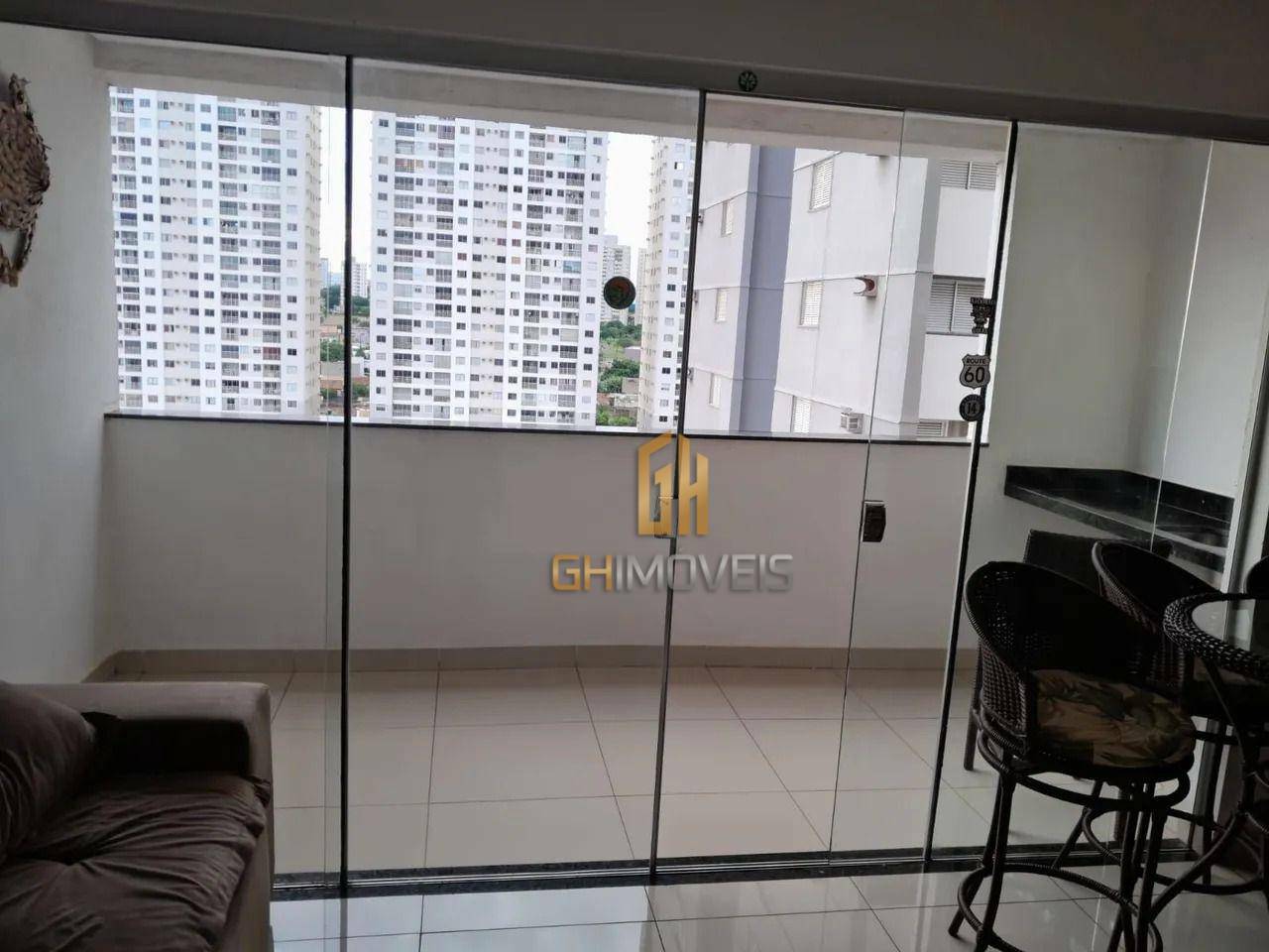 Apartamento à venda com 2 quartos, 69m² - Foto 4