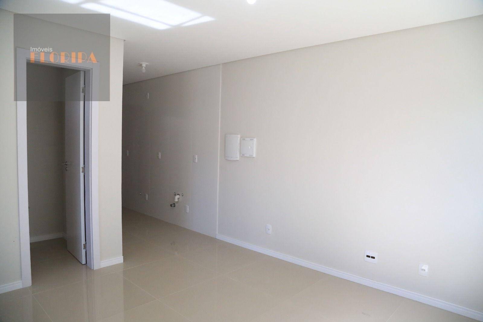 Casa à venda com 3 quartos, 123m² - Foto 7