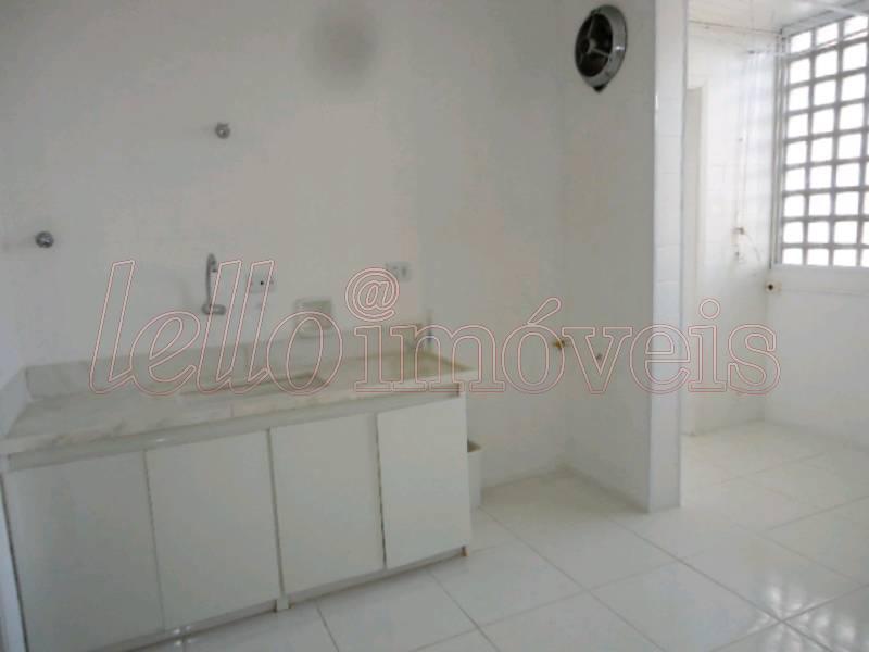 Apartamento para alugar com 2 quartos, 86m² - Foto 11