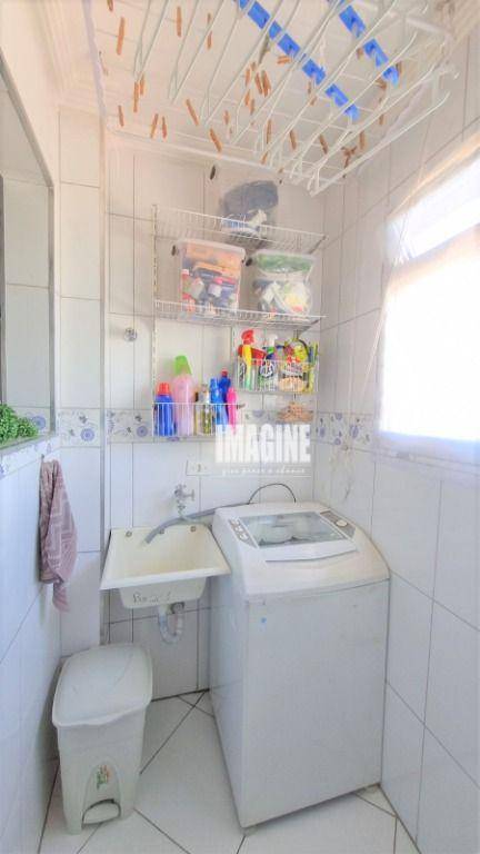 Apartamento à venda com 2 quartos, 60m² - Foto 21