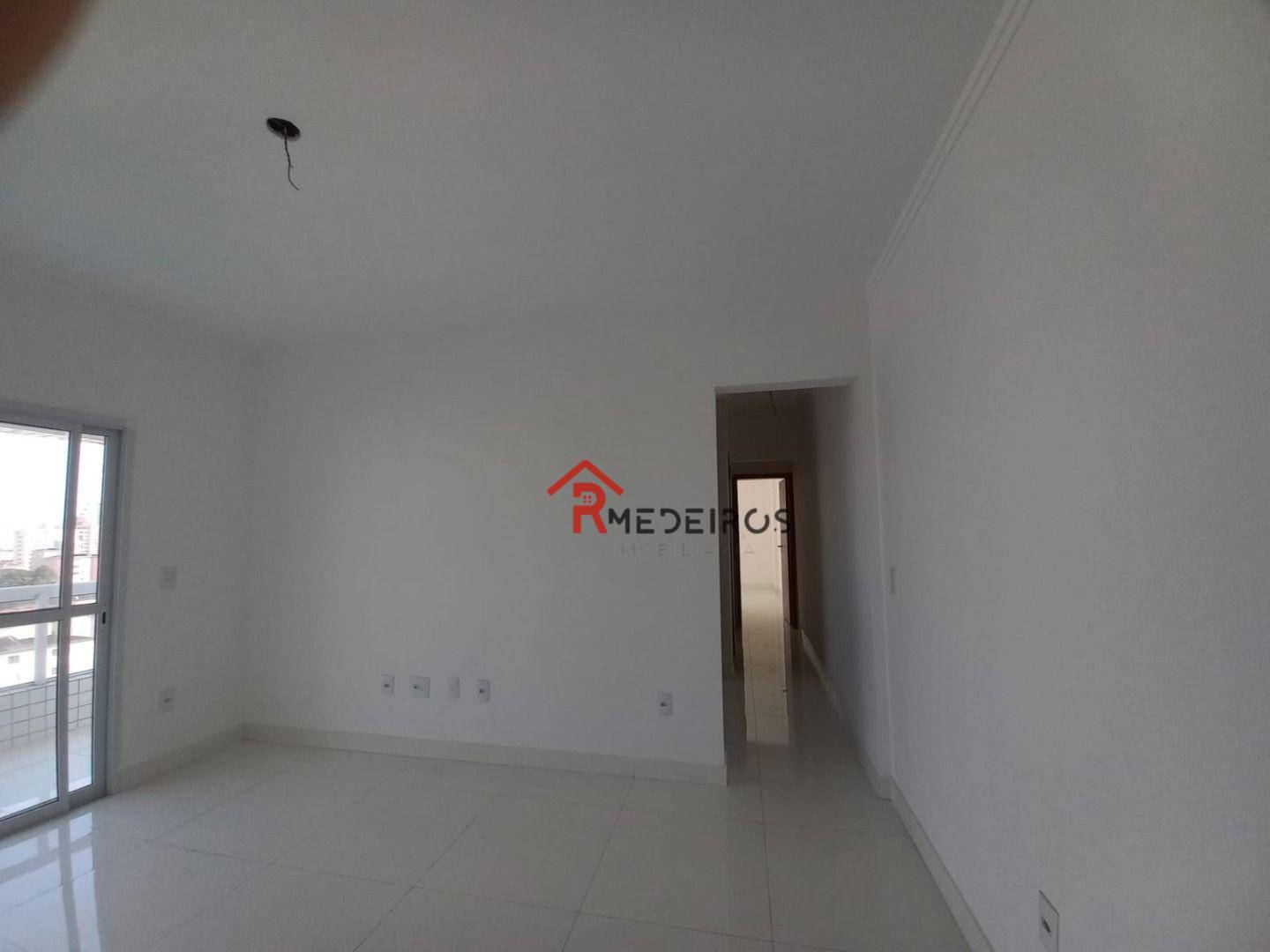 Apartamento à venda com 2 quartos, 75m² - Foto 3