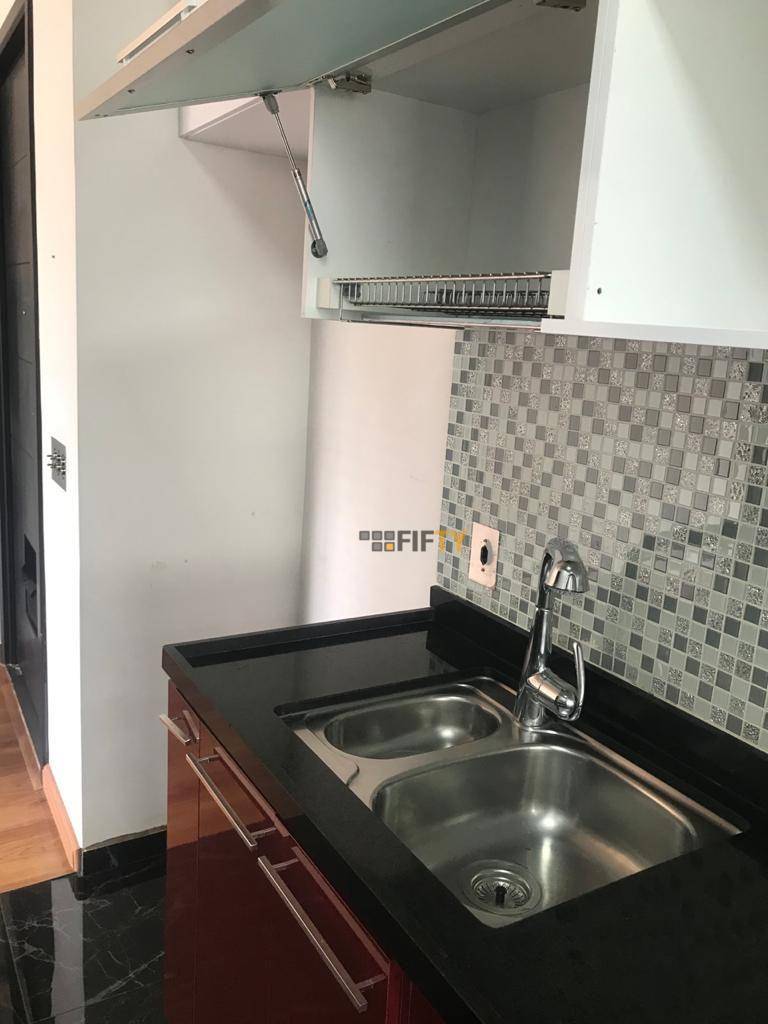 Apartamento para alugar com 2 quartos, 70m² - Foto 5