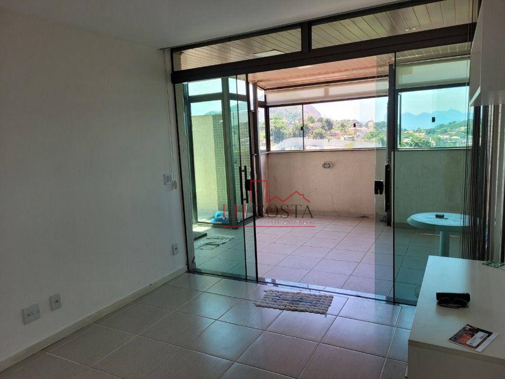 Cobertura à venda com 2 quartos, 115m² - Foto 1