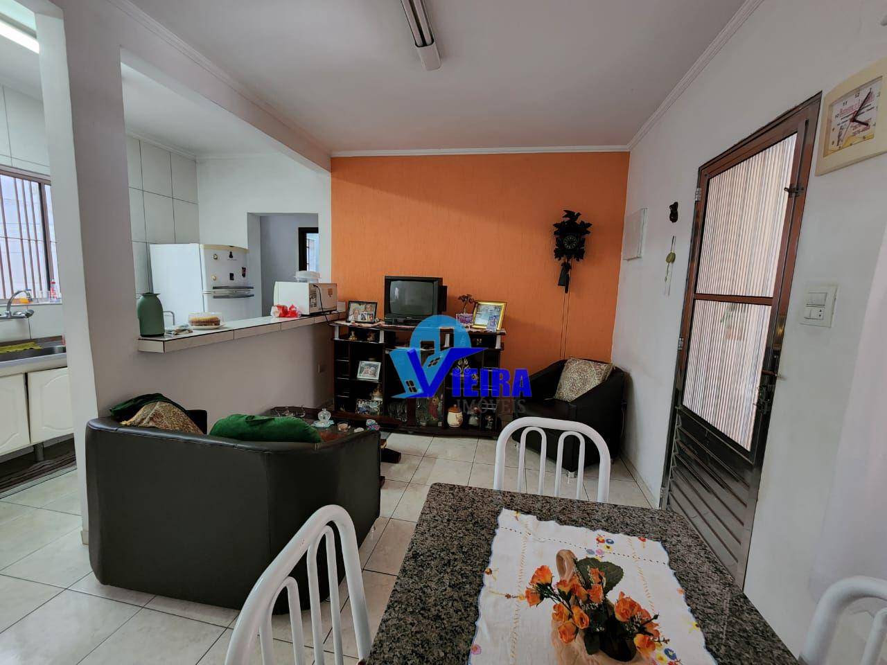 Casa à venda com 4 quartos, 250m² - Foto 15