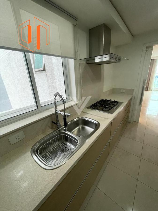 Apartamento à venda com 2 quartos, 103m² - Foto 5