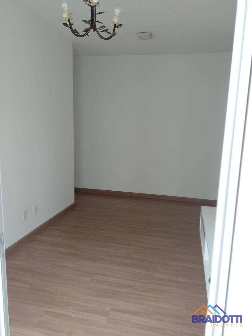 Apartamento à venda com 2 quartos, 50m² - Foto 9