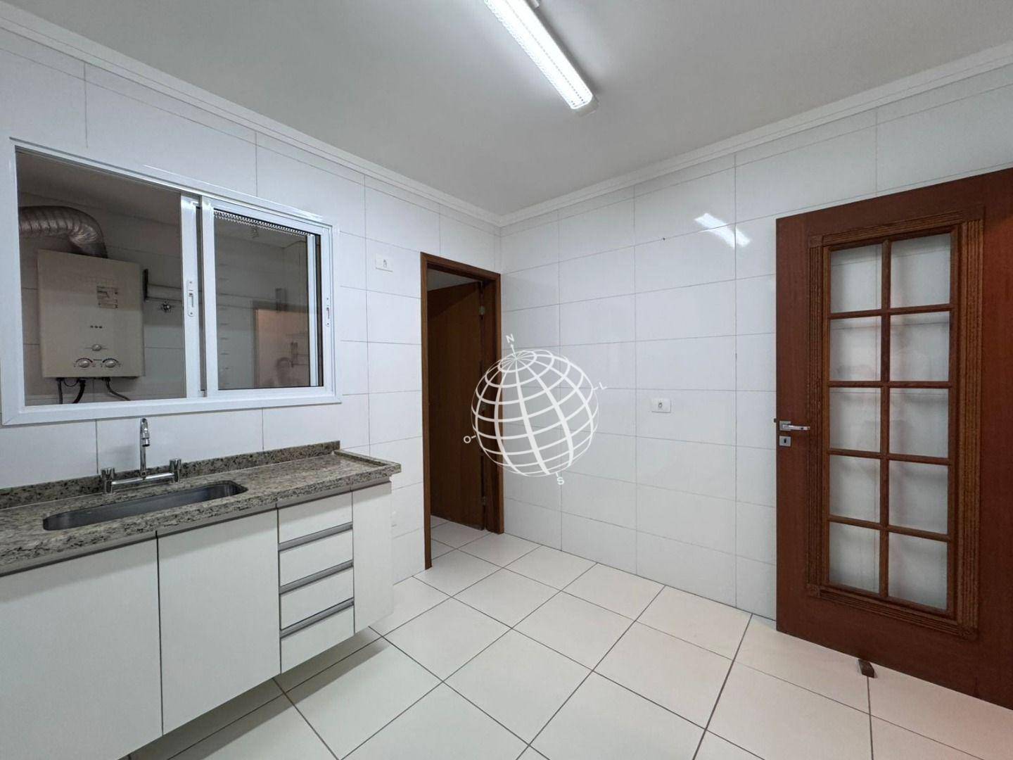 Apartamento para alugar com 3 quartos, 84m² - Foto 13