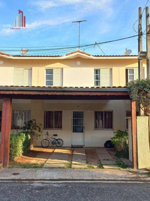 Casa à venda com 3 quartos, 80m² - Foto 1