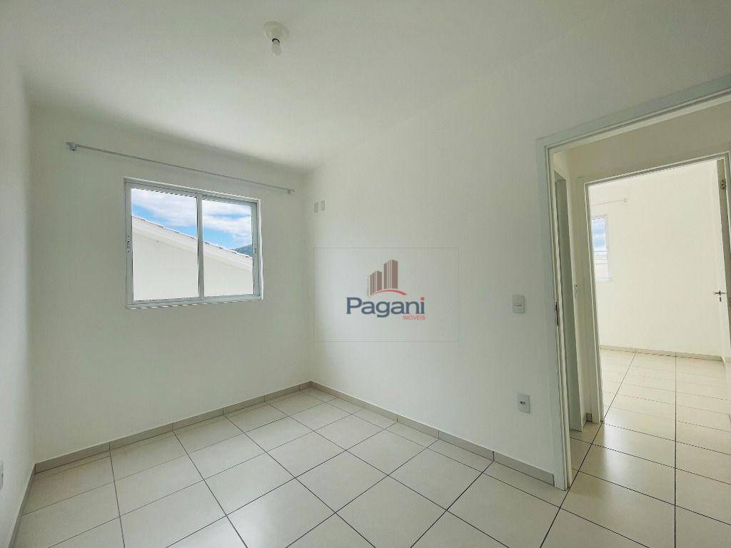 Apartamento para alugar com 2 quartos, 50m² - Foto 3