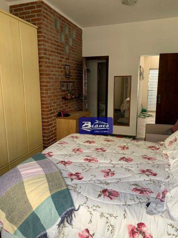 Sobrado à venda e aluguel com 5 quartos, 215m² - Foto 33