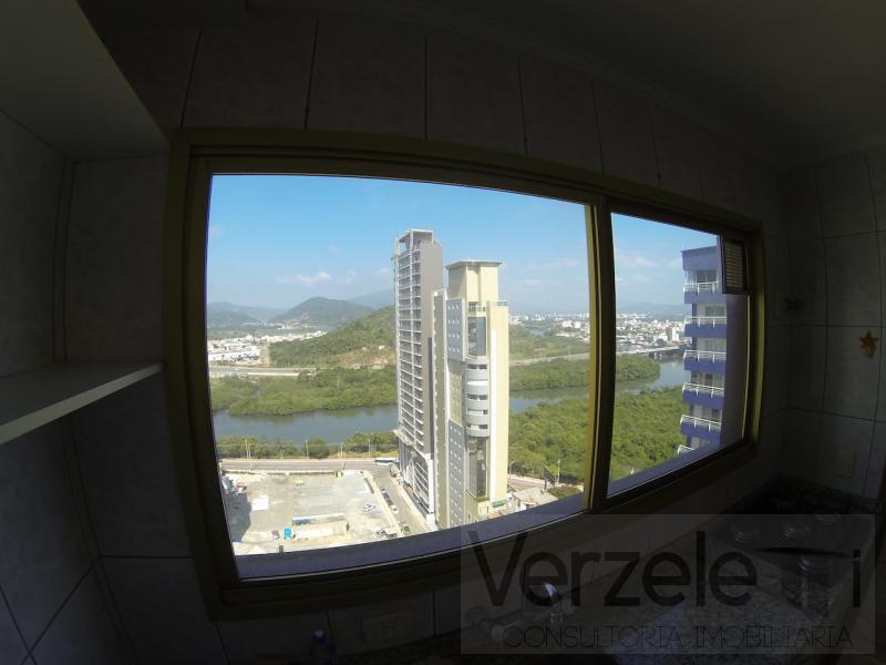 Apartamento à venda com 3 quartos, 157m² - Foto 18