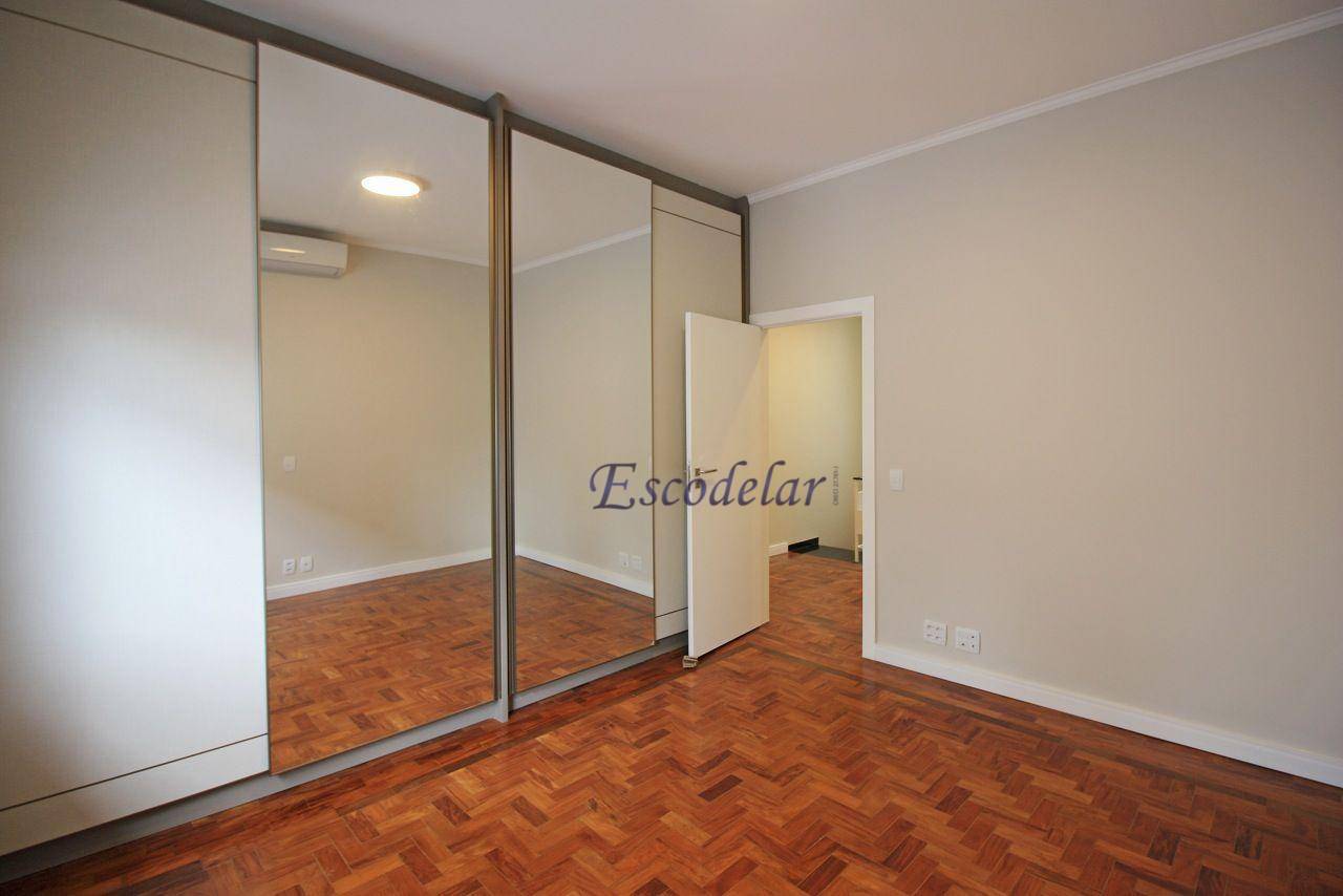 Casa à venda com 4 quartos, 360m² - Foto 34