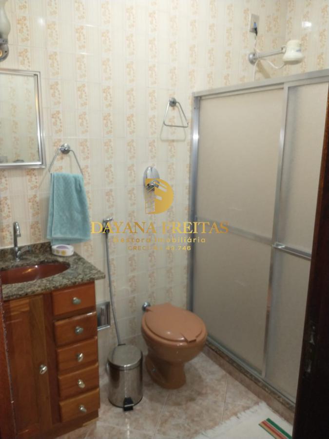 Casa à venda com 3 quartos, 206m² - Foto 12