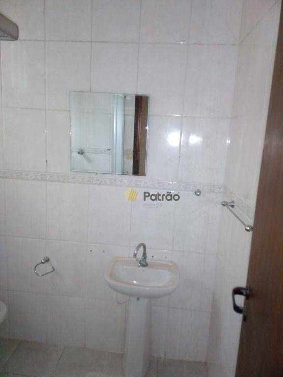 Sobrado à venda e aluguel com 3 quartos, 250m² - Foto 14