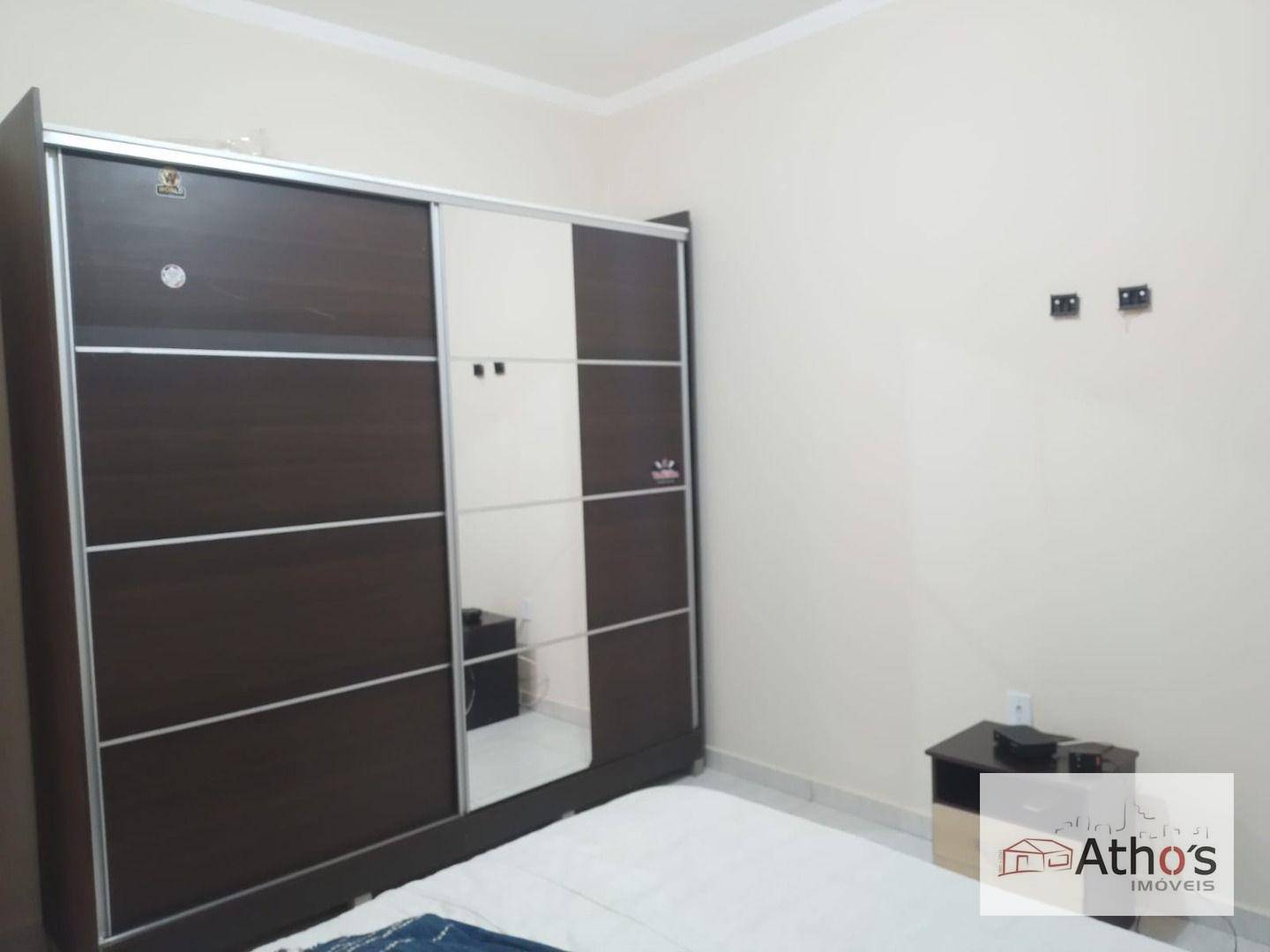 Casa à venda com 2 quartos, 66m² - Foto 8