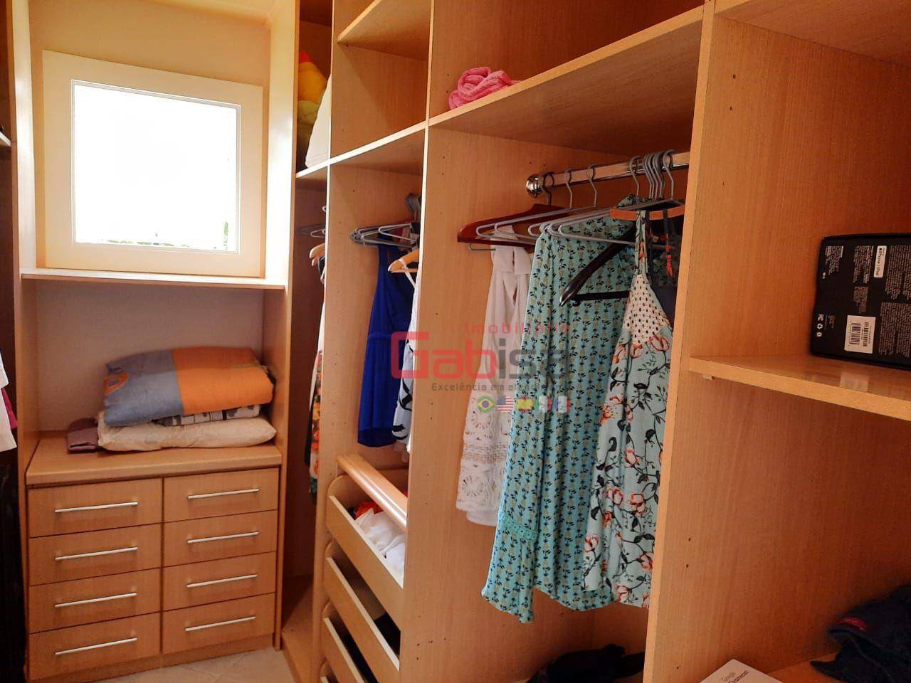 Casa de Condomínio à venda com 5 quartos, 250m² - Foto 31
