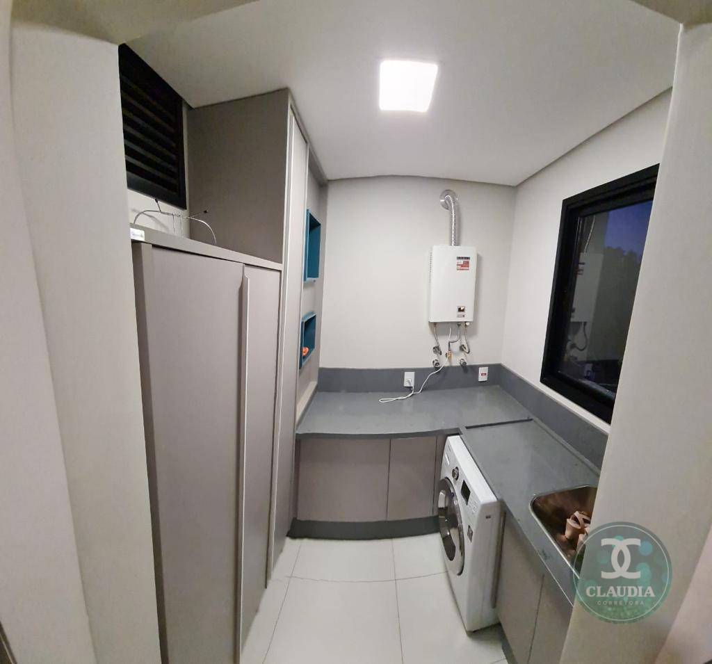 Apartamento à venda com 3 quartos, 291m² - Foto 5