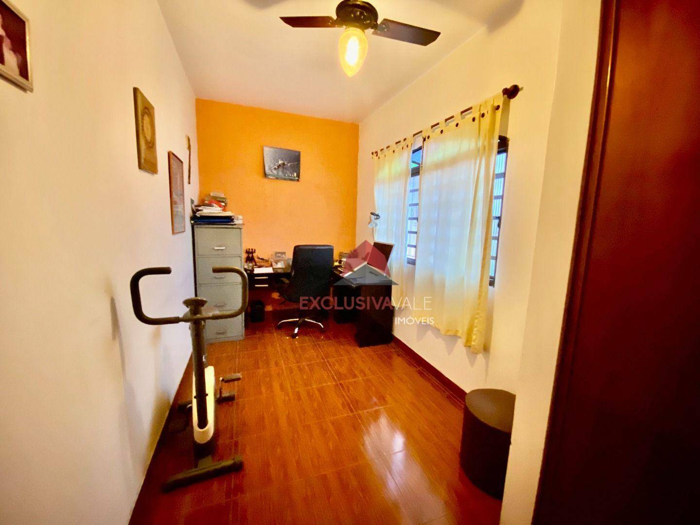 Casa à venda com 4 quartos, 326m² - Foto 17