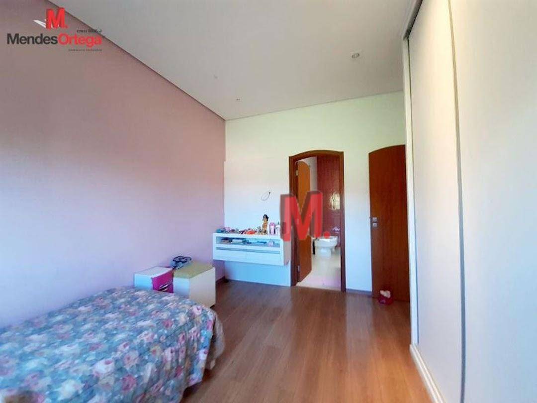 Casa de Condomínio à venda com 3 quartos, 360m² - Foto 8