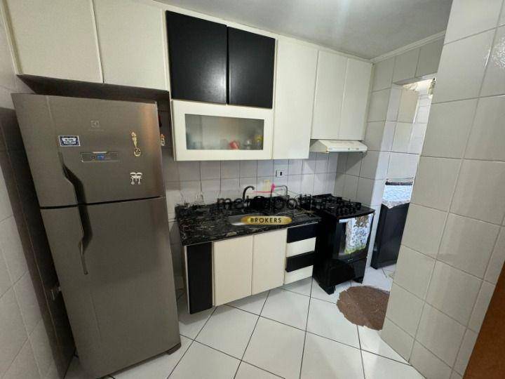 Apartamento à venda com 2 quartos, 76m² - Foto 13