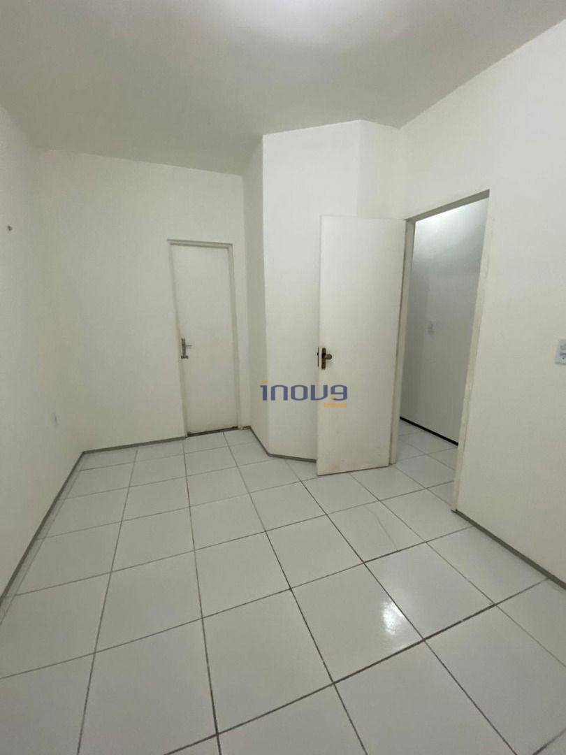 Casa à venda com 3 quartos, 100m² - Foto 14