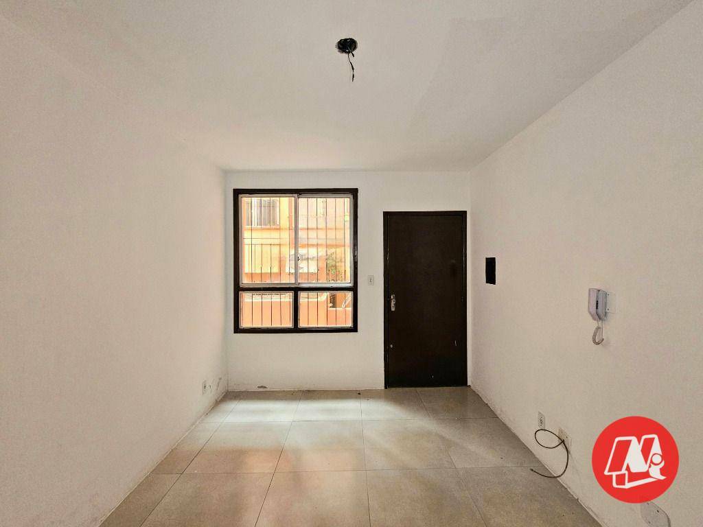 Apartamento para alugar com 1 quarto, 50m² - Foto 2