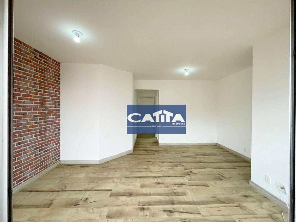 Apartamento para alugar com 3 quartos, 77m² - Foto 3