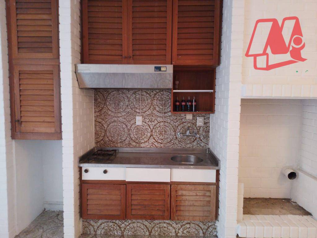 Casa à venda e aluguel com 3 quartos, 371m² - Foto 40