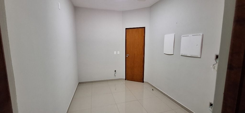 Casa à venda com 4 quartos, 162m² - Foto 15