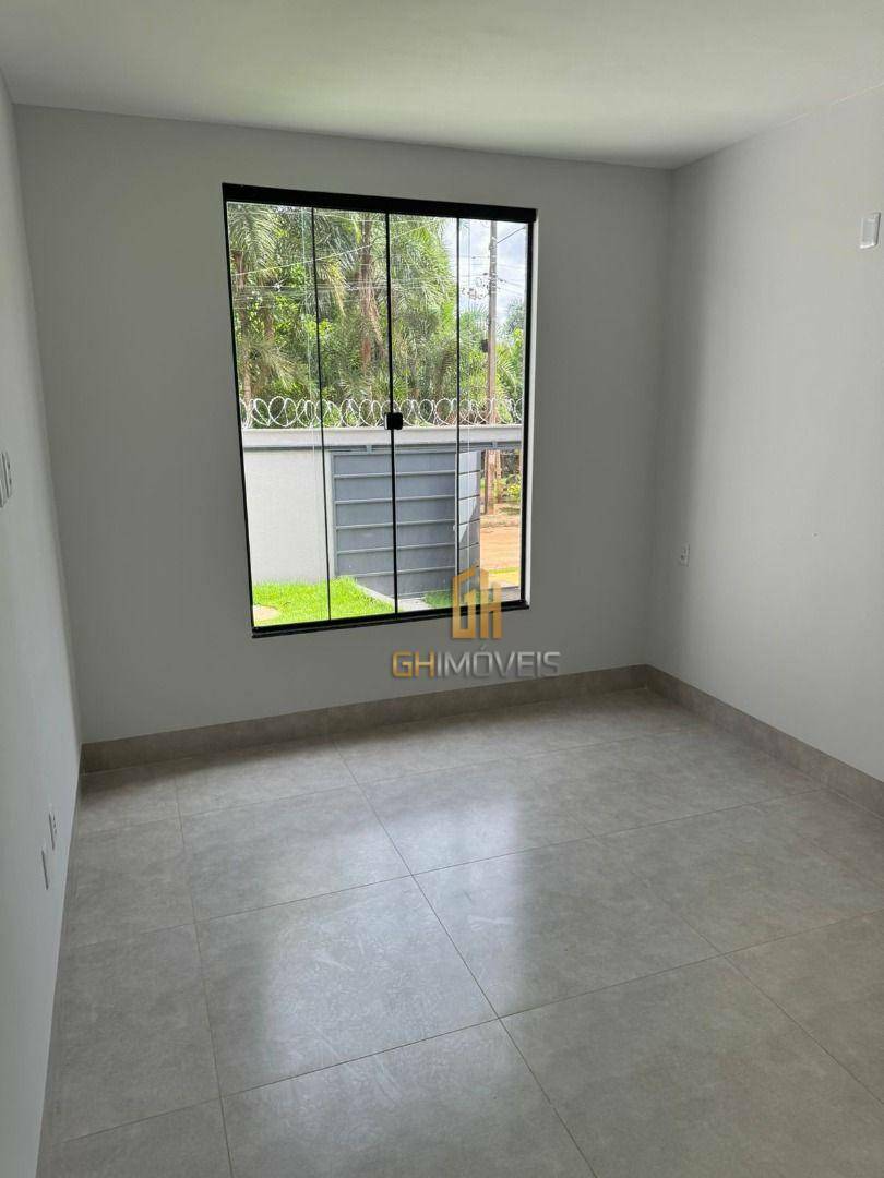 Casa à venda com 2 quartos, 87m² - Foto 2